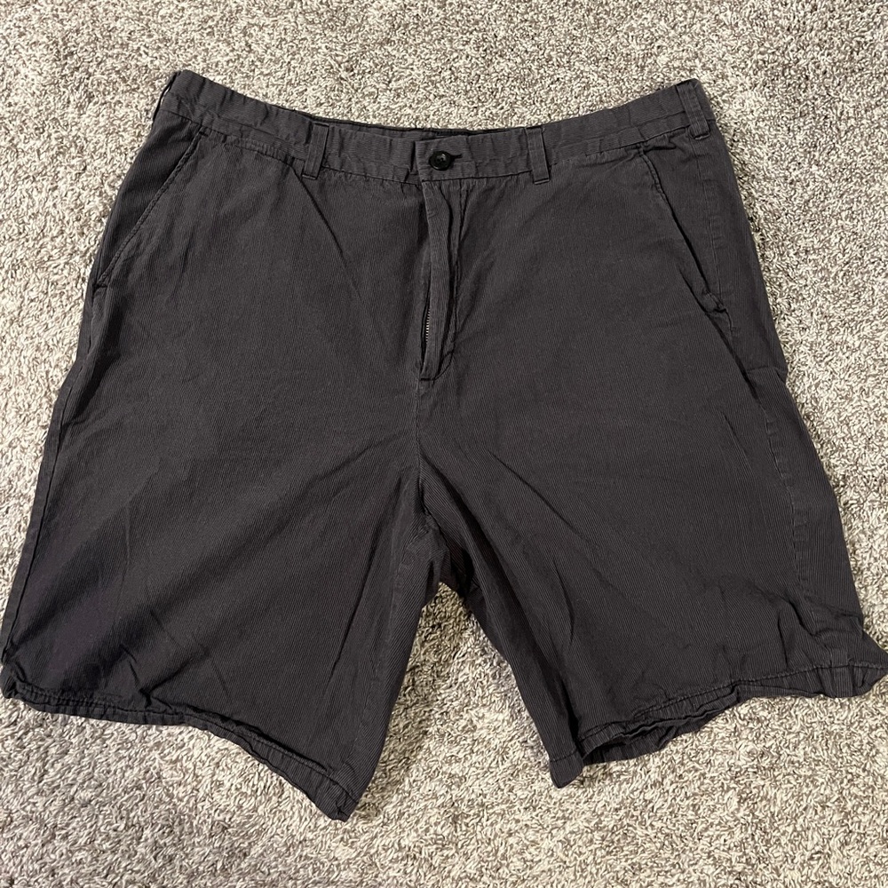 3/$12 Men’s Apt. 9 Dark Gray Shorts